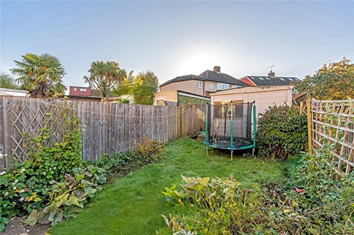 3 Bedroom Terraced House For Sale In Fulwell Park Avenue, Twickenham, TW2