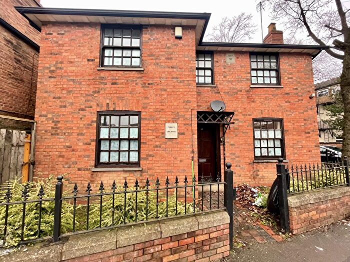 4 Bedroom House To Rent In Heathfield Road, Birmingham, B19