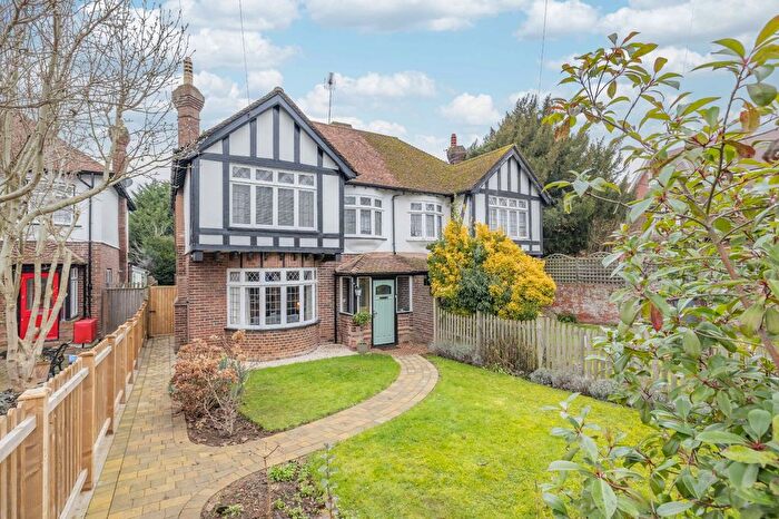 3 Bedroom Semi Detached House For Sale In St. Lawrence Road, Canterbury, Kent, CT1