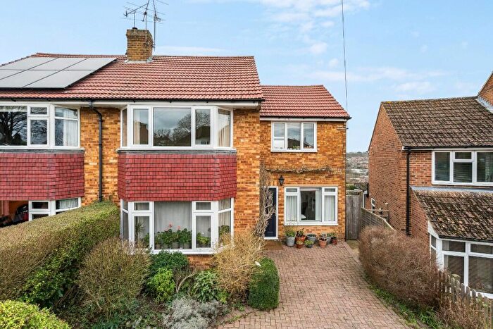 4 Bedroom Semi Detached House For Sale In Orchard Avenue, Berkhamsted, Hertfordshire, HP4