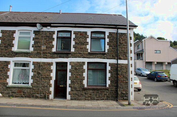 4 Bedroom End Of Terrace House To Rent In Clydach Road, Tonypandy, Rhondda Cynon Taff., CF40