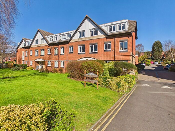 1 Bedroom Flat For Sale In Dryden Court, Low Fell, NE9