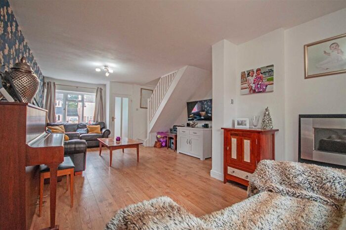 4 Bedroom Detached House For Sale In The Willows, Boreham, Chelmsford, CM3