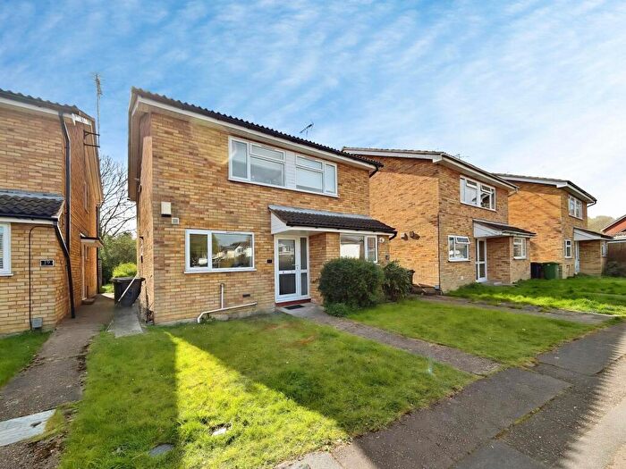 2 Bedroom Flat To Rent In Vermont Grove, Peterborough, PE3