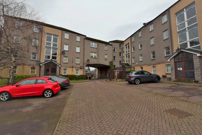2 Bedroom Flat To Rent In King Street, City Centre, Aberdeen, AB24