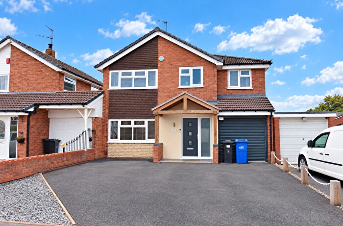 4 Bedroom Detached House For Sale In Kingswinford, Burrows Road, DY6