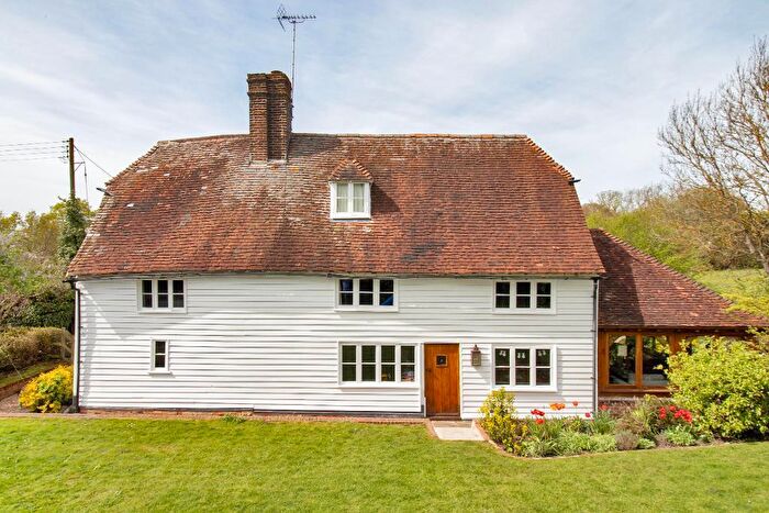 6 Bedroom Detached House For Sale In Benover Road, Yalding, Kent, ME18
