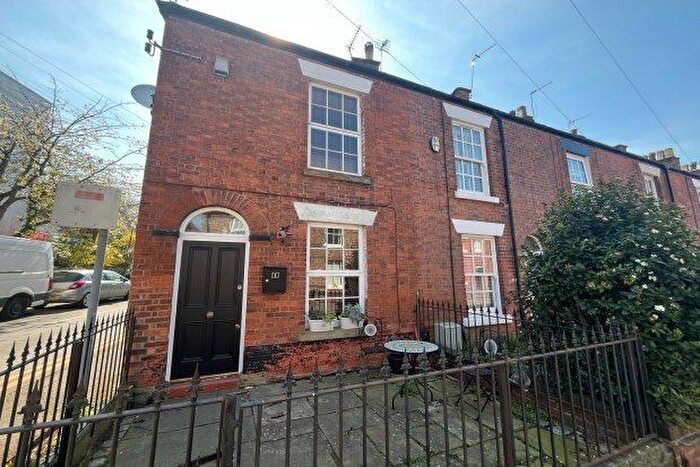 2 Bedroom Property To Rent In Chorley Hall Lane, Alderley Edge, SK9