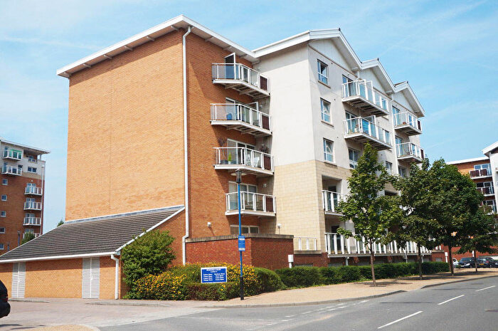 2 Bedroom Apartment For Sale In Genoa House, Penstone Court, Cardiff, CF10
