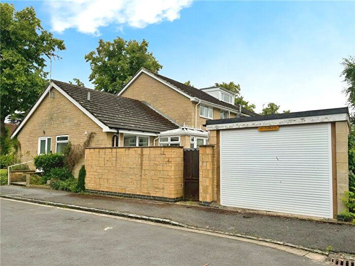 2 Bedroom Bungalow For Sale In The Limes, Stratton Audley, Bicester, OX27
