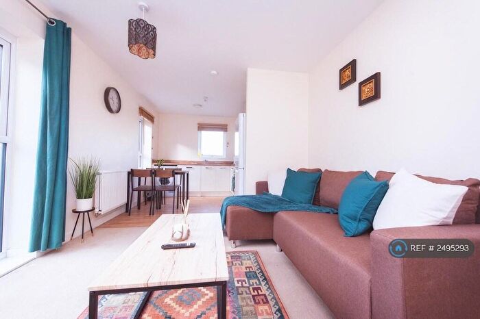 2 Bedroom Flat To Rent In William Way, Birmingham, B19