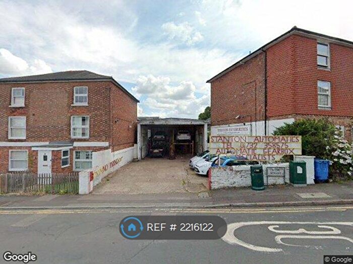 1 Bedroom Flat To Rent In Pembury Road, Tonbridge, TN9