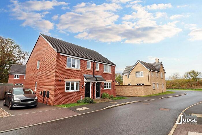 3 Bedroom Semi Detached House For Sale In Spence Close, Anstey, Leicestershire, LE7