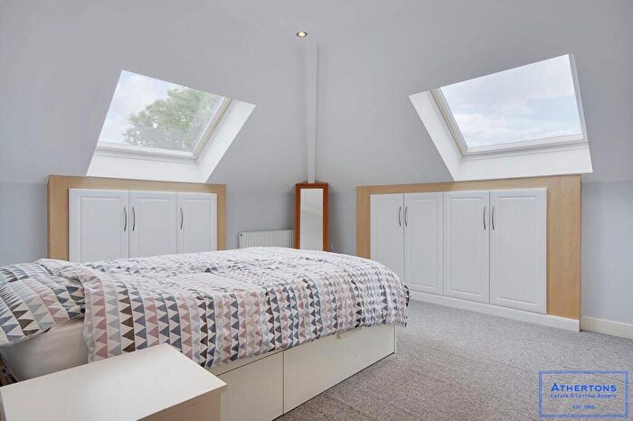 2 Bedroom Apartment For Sale In Wellington Road, Bournemouth, Dorset, BH8