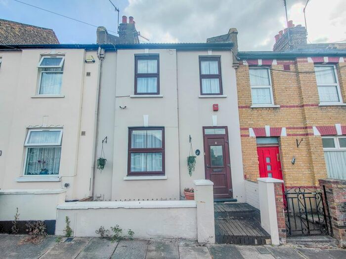 2 Bedroom Terraced House To Rent In Alabama Street, Plumstead, London, SE18