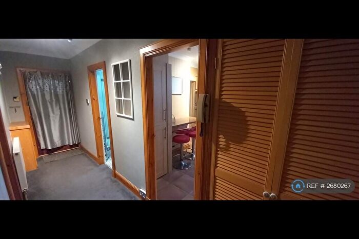 2 Bedroom Flat To Rent In Cadenhead Place, Aberdeen, AB25