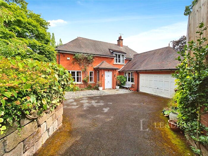 3 Bedroom Detached House For Sale In Belper Road, Derby, Derbyshire, DE1