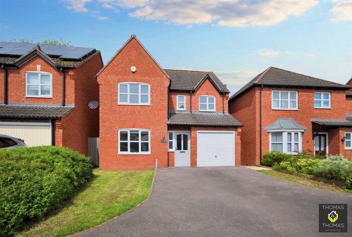 4 Bedroom Detached House To Rent In Tudor Close, Churchdown, GL3