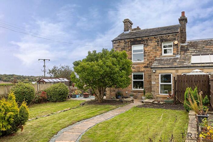 2 Bedroom Cottage For Sale In Haigh Moor Road, Tingley, WF3