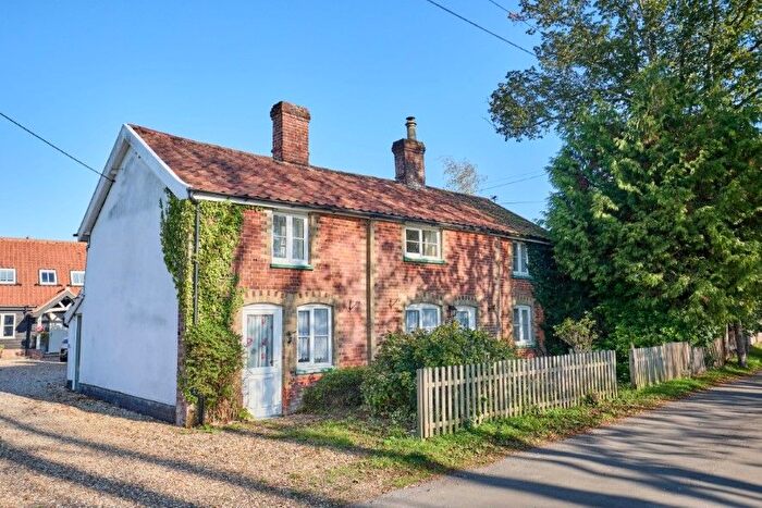 4 Bedroom Cottage For Sale In Ottomer Cottage, The Green, Old Buckenham, Attleborough, Norfolk, NR17