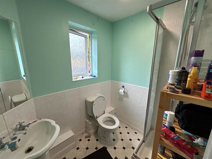 4 Bedroom House To Rent In Cropthorne Road South, Bristol, BS7