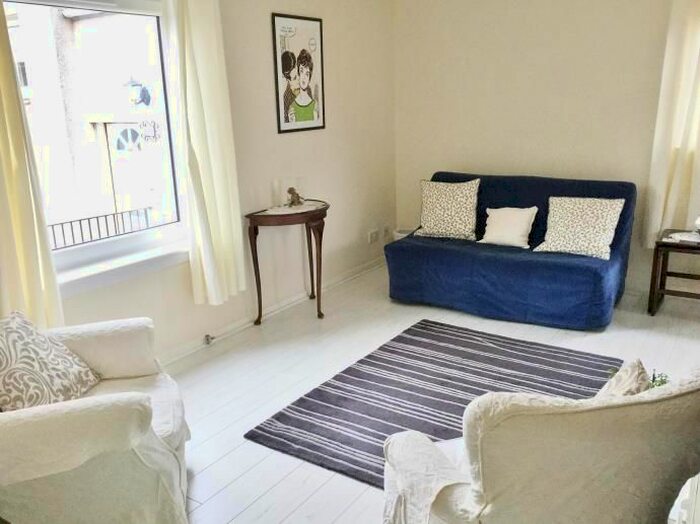 1 Bedroom Flat To Rent In Bonaly Rise, Colinton, Edinburgh, EH13