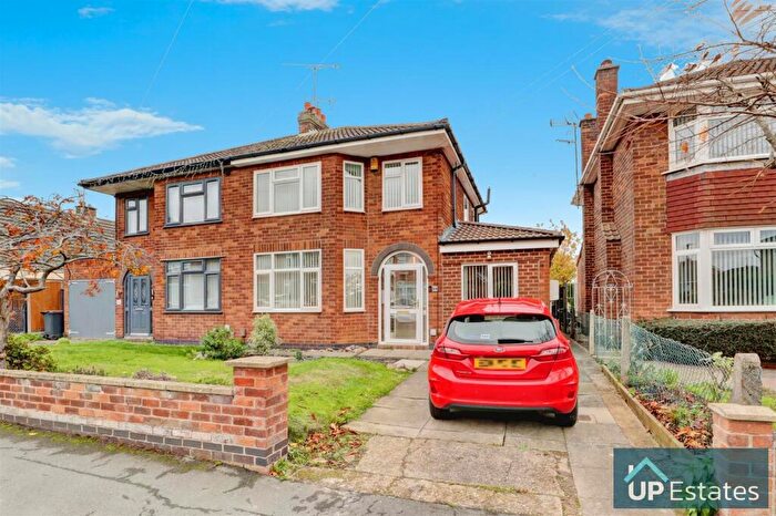 3 Bedroom Semi Detached House For Sale In All Saints Road, Bedworth, CV12