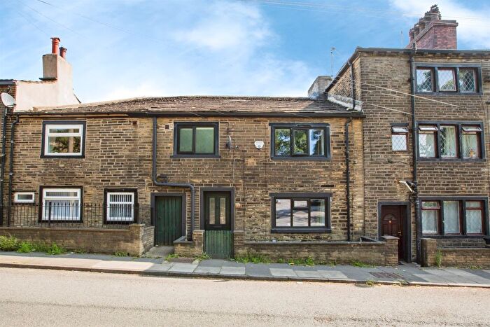 3 Bedroom Terraced House For Sale In Keighley Road, Halifax, HX2