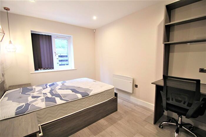 2 Bedroom Apartment To Rent In Hartisca Residence, Hartwell Road, Hyde Park, Leeds, LS6