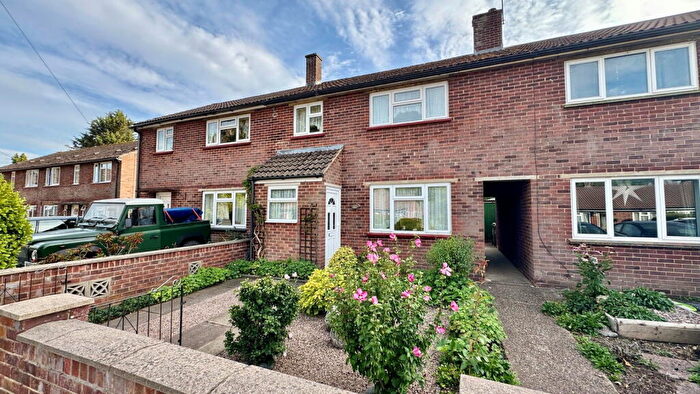 3 Bedroom Terraced House For Sale In Battle Close, Speen, Newbury, RG14