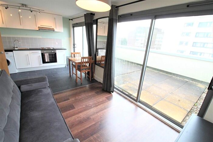 1 Bedroom Apartment To Rent In Blue Apartments, Francis Road, Birmingham, B16