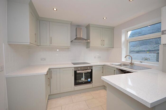 3 Bedroom House To Rent In School Lane, Rothwell, Kettering, NN14