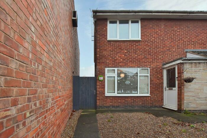 3 Bedroom End Of Terrace House To Rent In Moat Street, Wigston, Leicester, LE18