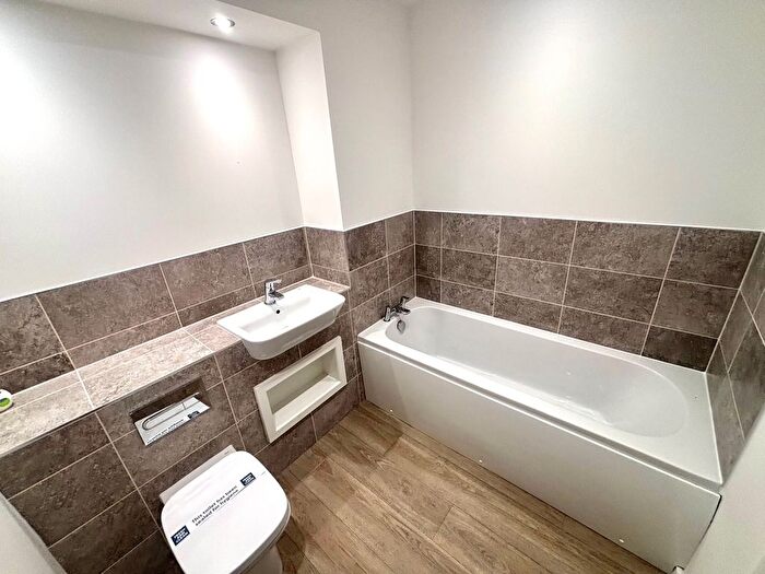 2 Bedroom Property To Rent In Greensfield Close, Gateshead, NE8