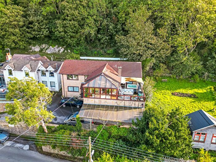 4 Bedroom Detached House For Sale In Kewstoke Road, Kewstoke, Weston-super-Mare, Somerset, BS22