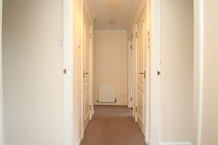 2 Bedroom Flat For Sale In Houston Road, Bridge Of Weir, PA11