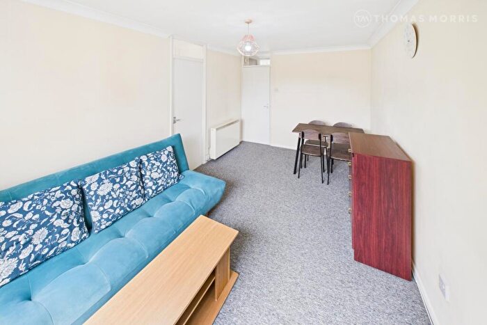 1 Bedroom Apartment For Sale In Burns Road, Royston, Hertfordshire, SG8