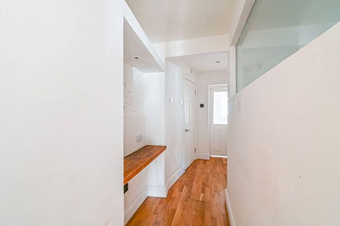 1 Bedroom Flat For Sale In Devonshire Road, Forest Hill, London, SE23