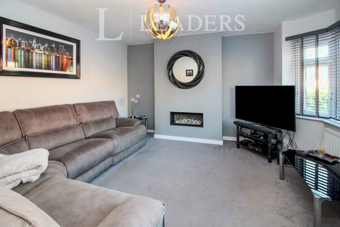 3 Bedroom Semi-Detached House To Rent In Woodland Road, Kenilworth, CV8