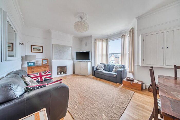 2 Bedroom Flat For Sale In Trewsbury Road, London, SE26