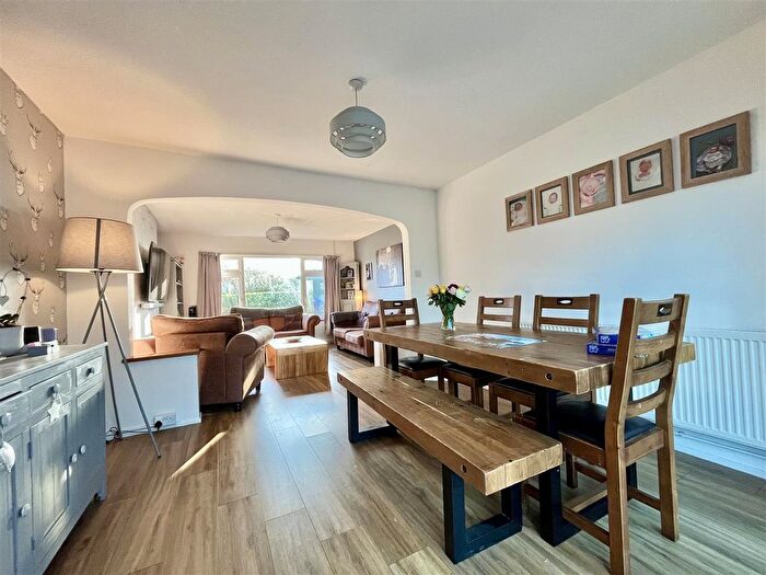 4 Bedroom Detached House For Sale In Oast House Field, Icklesham, Winchelsea, TN36