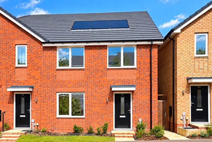 3 Bedroom Semi Detached House For Sale In Hotspur Gardens, Upper Lighthorne, Leamington Spa, Warwickshire, CV33