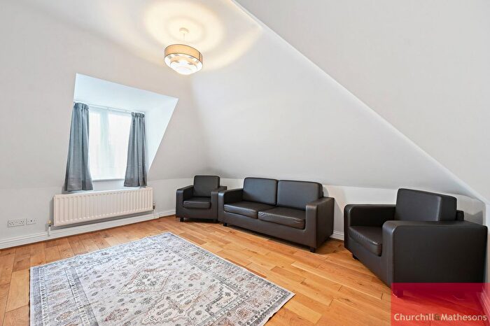 2 Bedroom Flat To Rent In Craven Park, London, NW10