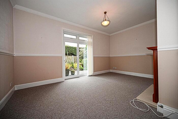 2 Bedroom House To Rent In Boundary Lane, Congleton, CW12