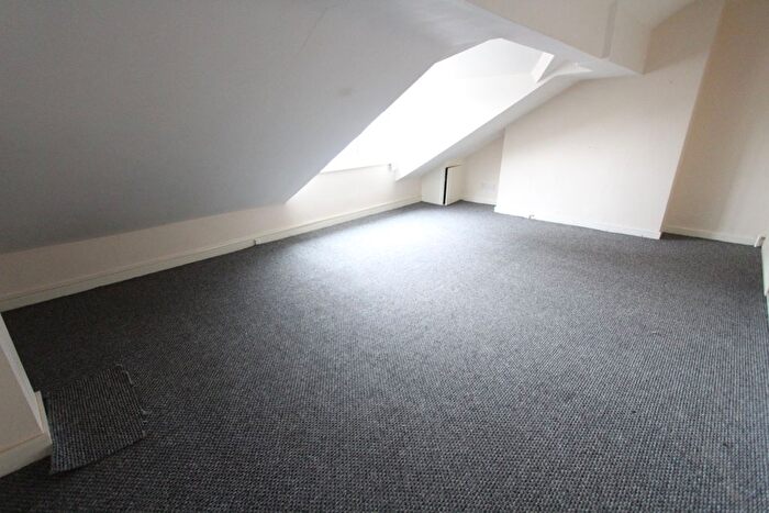 1 Bedroom Flat To Rent In Claremont Road, Seaforth, Liverpool, L21
