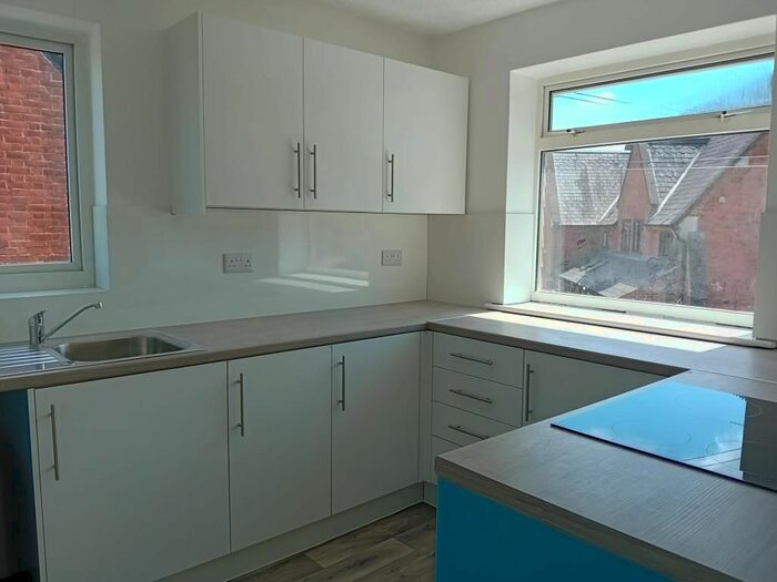 2 Bedroom Maisonette To Rent In Sunningdale, Berkshire, SL5