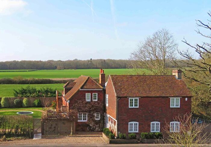 5 Bedroom Detached House For Sale In Winter Hill Road, Cookham, SL6