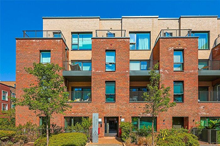 1 Bedroom Flat For Sale In Felar Walk, Colindale Gardens, Colindale, NW9