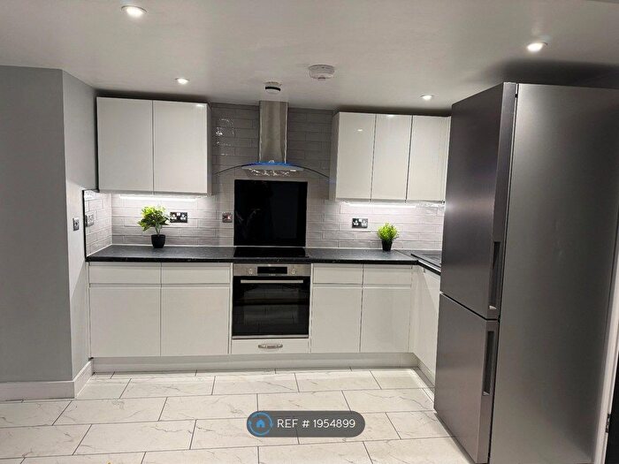 1 Bedroom Flat To Rent In Endcliffe Rise Road, Sheffield, S11