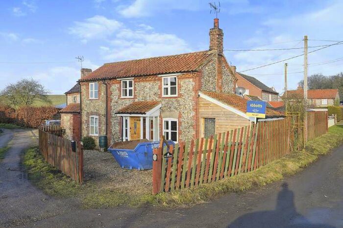2 Bedroom Detached House For Sale In The Street, Little Ryburgh, Fakenham, Norfolk, NR21